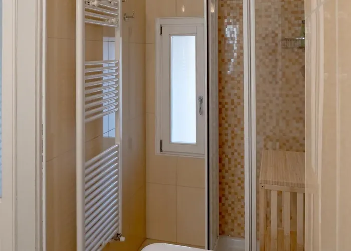 Casa Felice - Con Giardino In Centro Holiday home Verbania