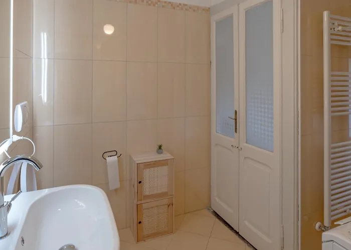 Casa Felice - Con Giardino In Centro Holiday home *